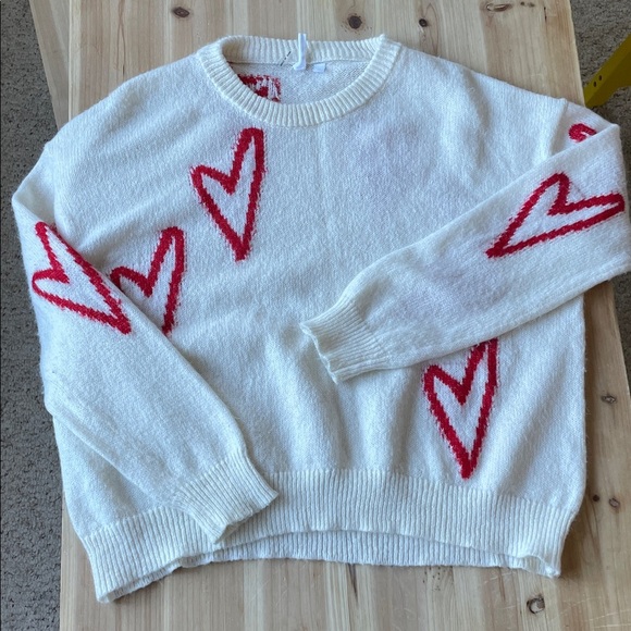 Elan Cozy Soft Crewneck Sweater with Red Heart Accents - Picture 8 of 11